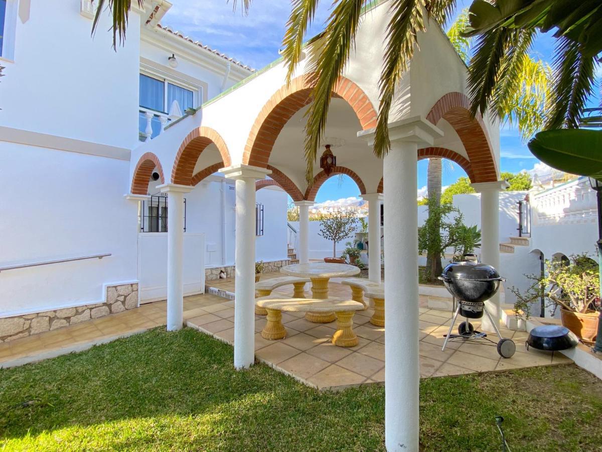 Villa Sandra Al Fresco Apartment Nerja Buitenkant foto